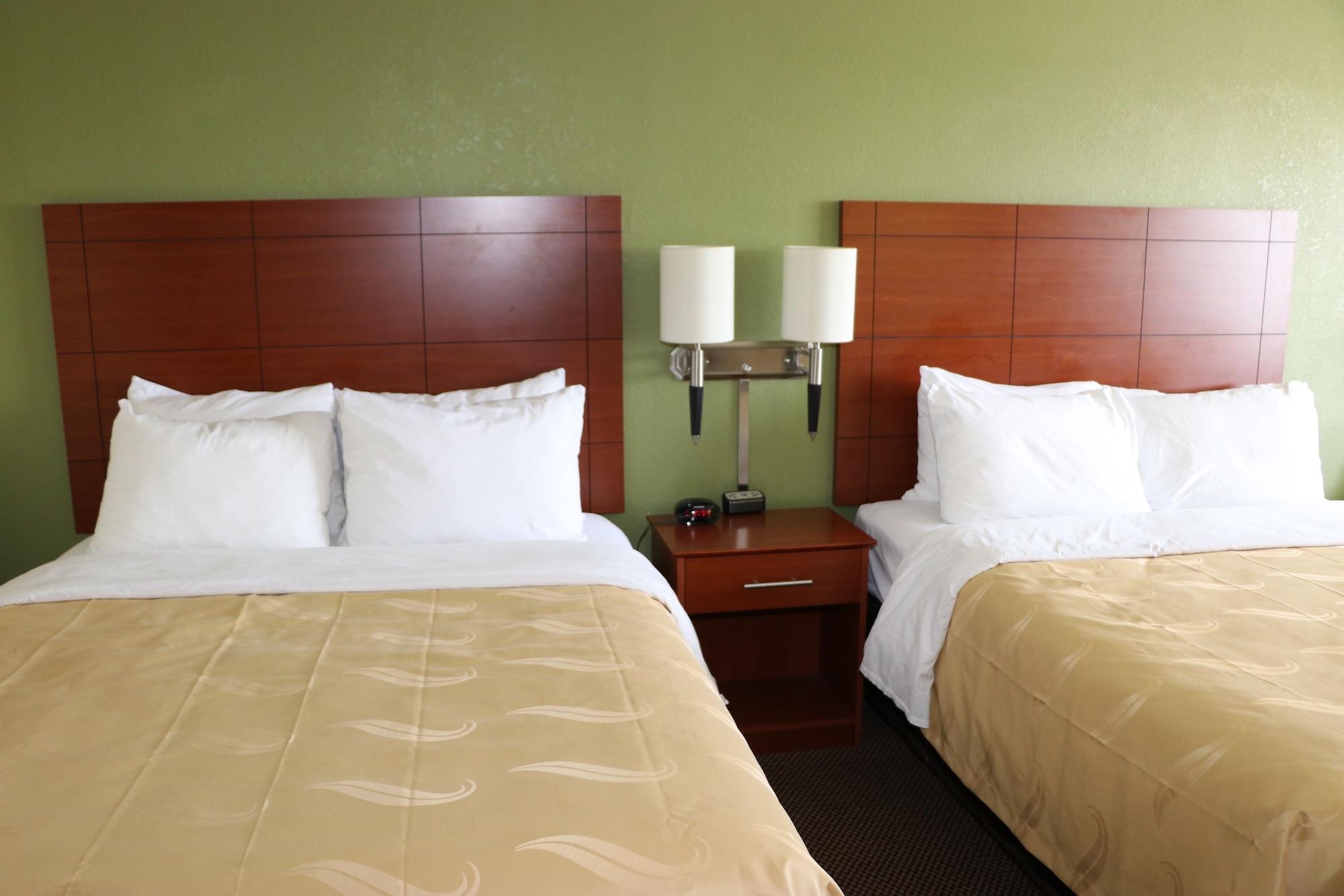 Quality Inn East Evansville Eksteriør bilde