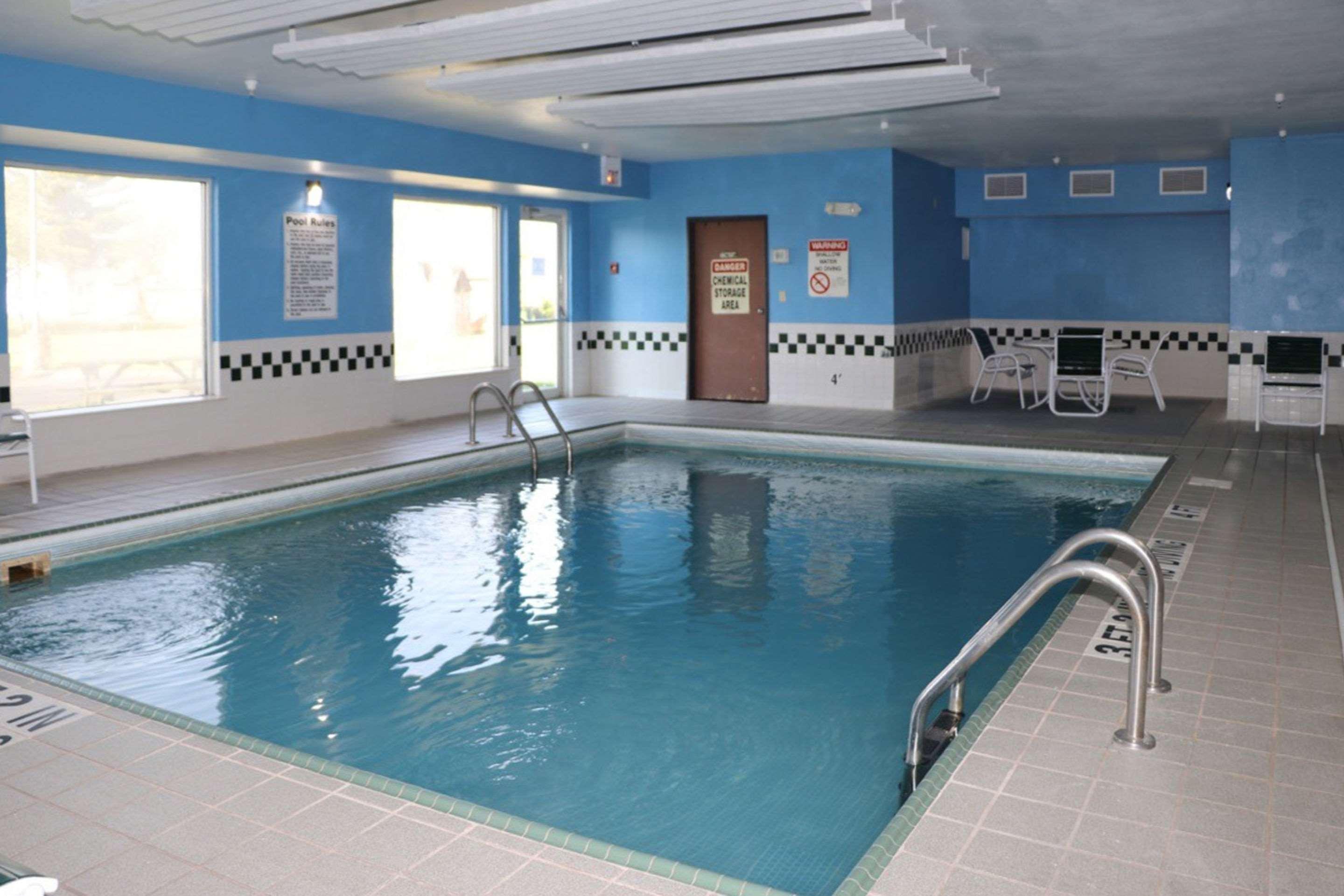 Quality Inn East Evansville Eksteriør bilde