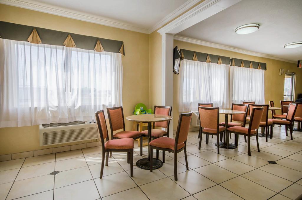 Quality Inn East Evansville Eksteriør bilde