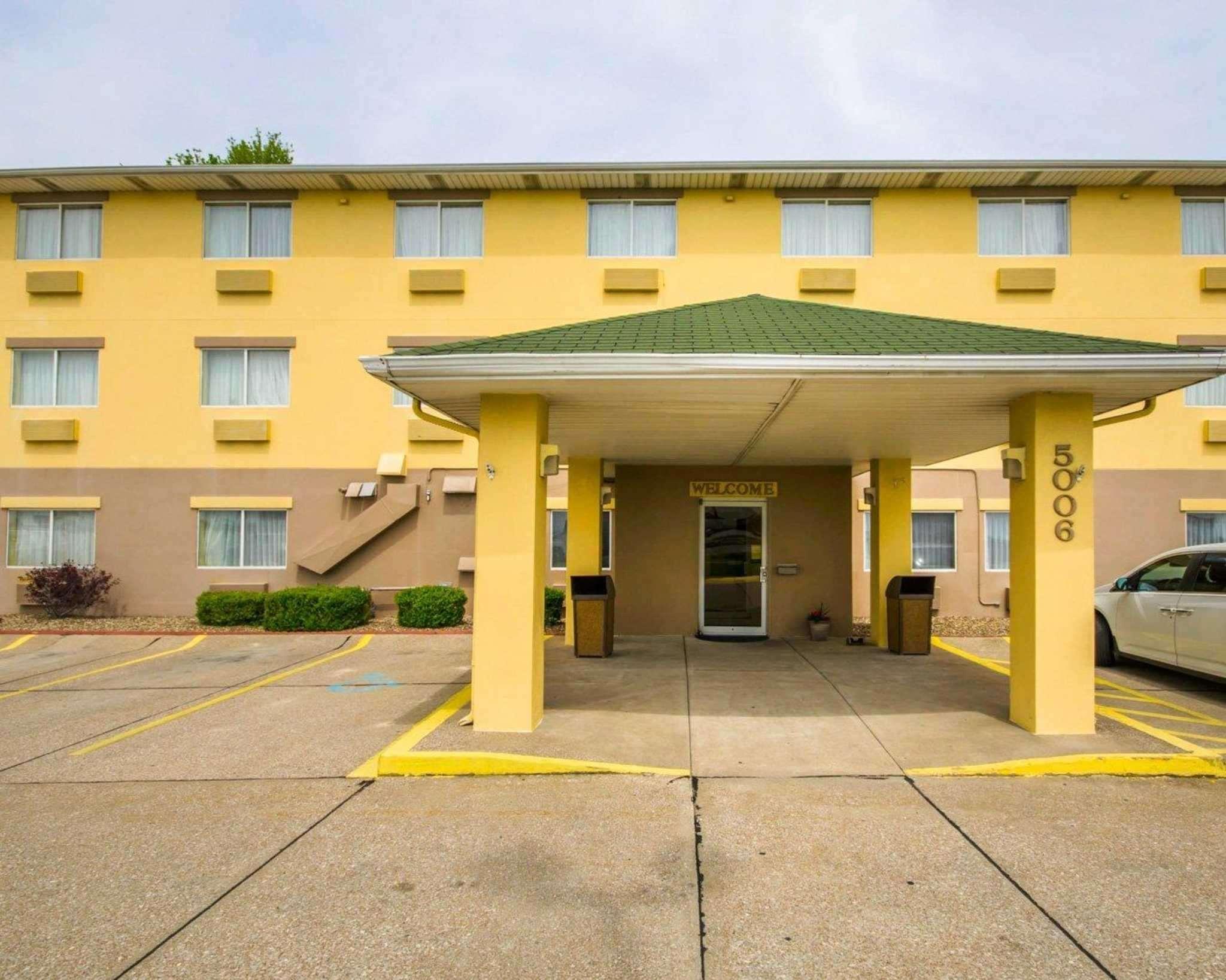 Quality Inn East Evansville Eksteriør bilde