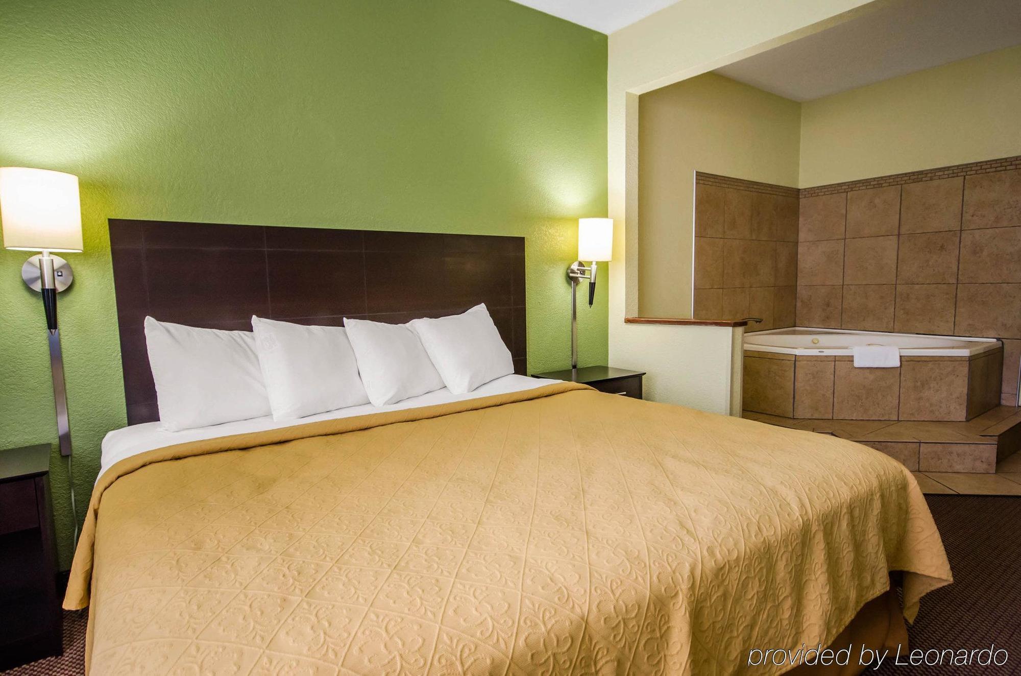 Quality Inn East Evansville Eksteriør bilde