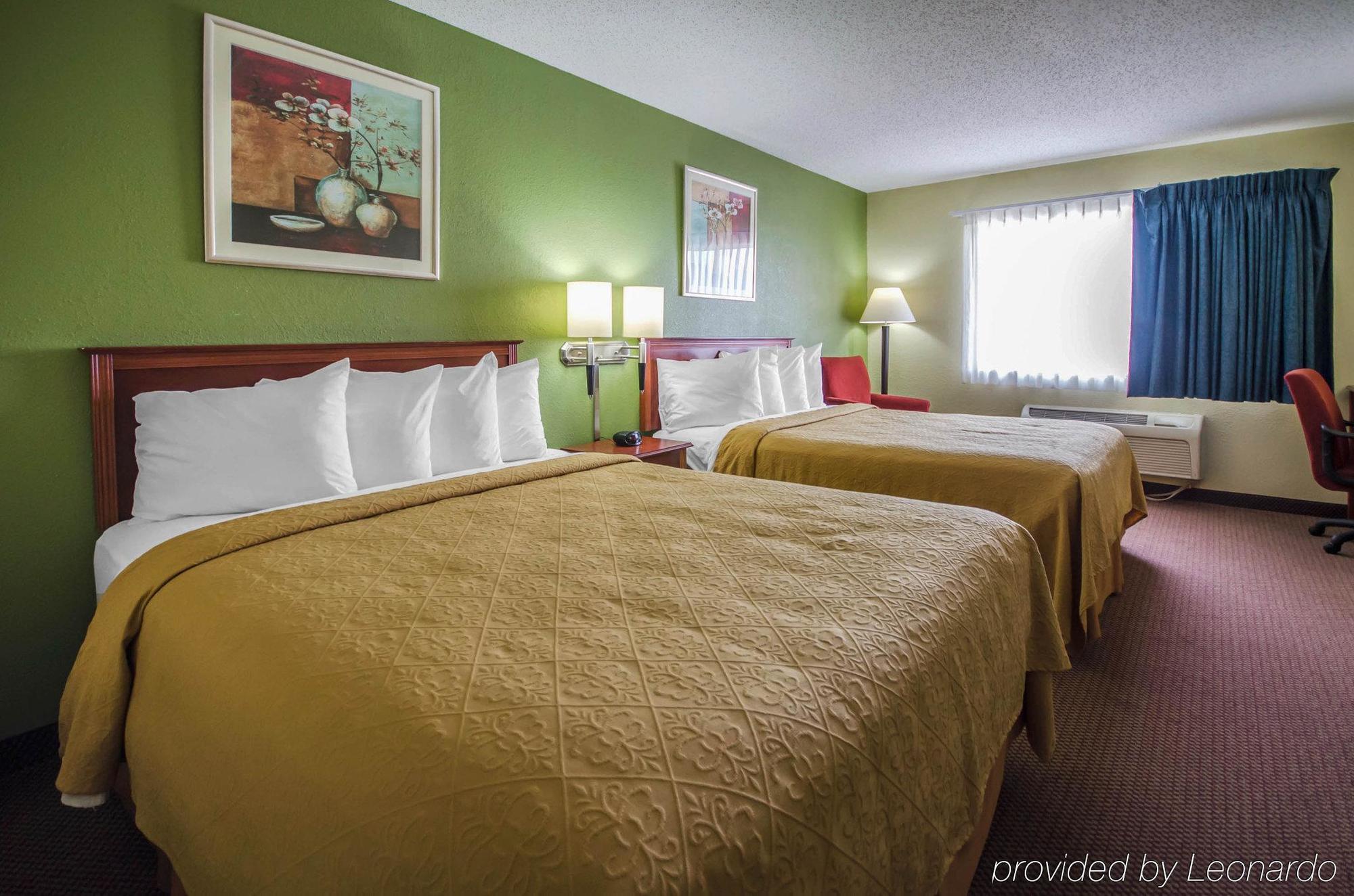 Quality Inn East Evansville Eksteriør bilde
