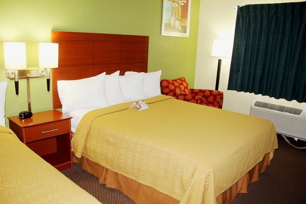 Quality Inn East Evansville Eksteriør bilde