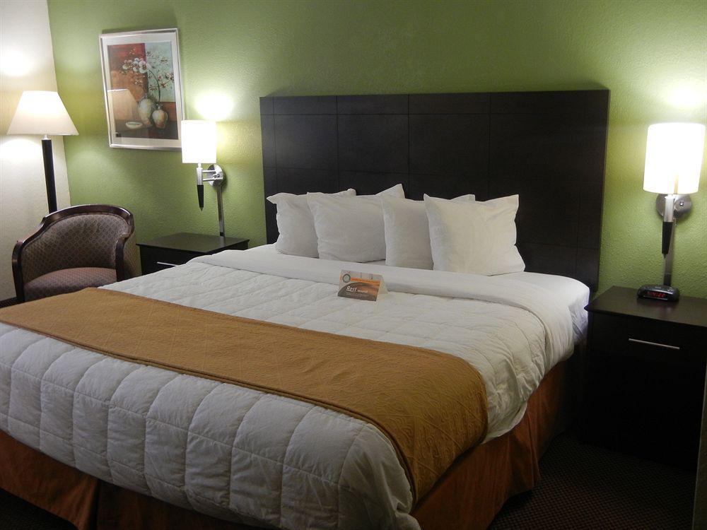 Quality Inn East Evansville Eksteriør bilde